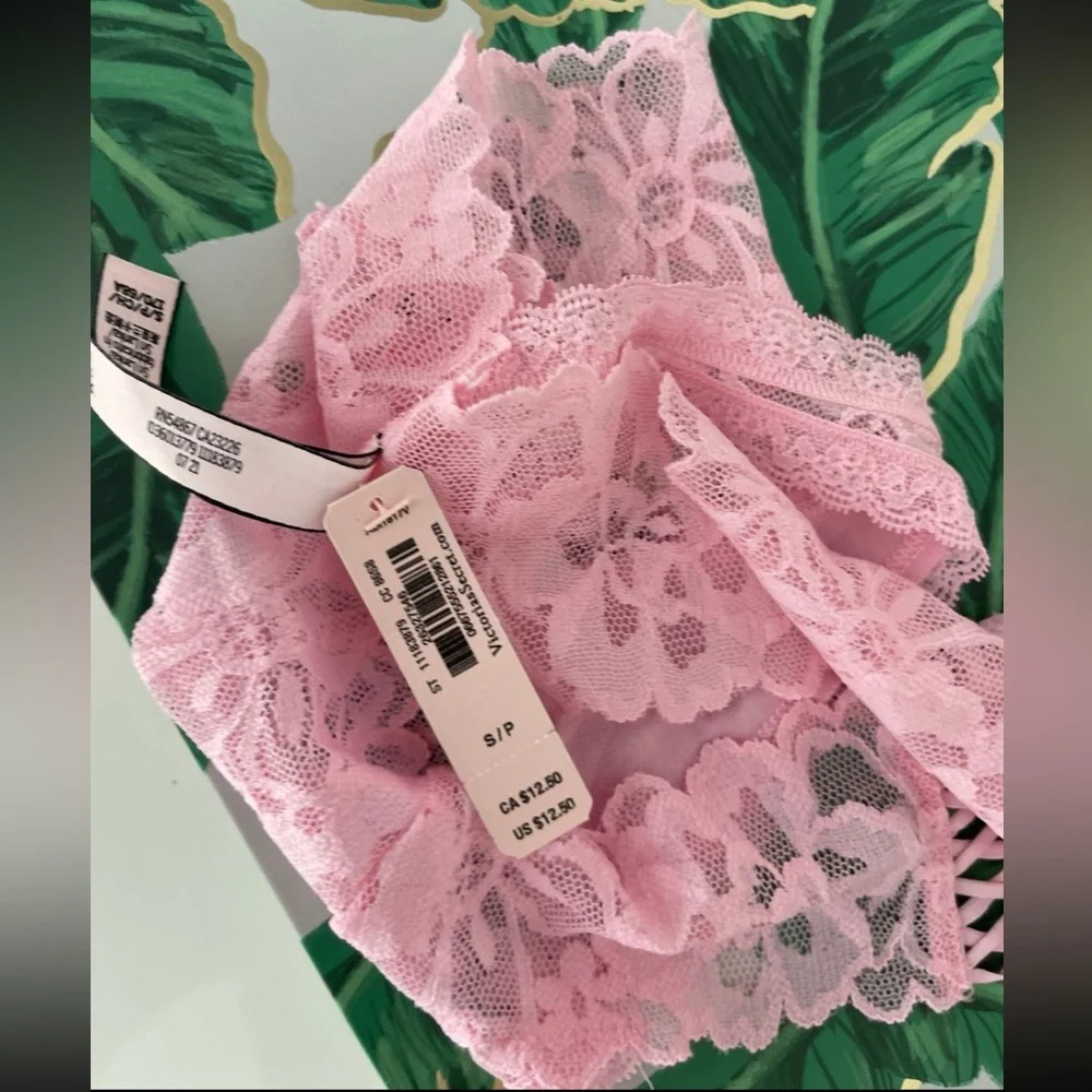 New Victorias Secret Pink Floral Sexy Thong Panty